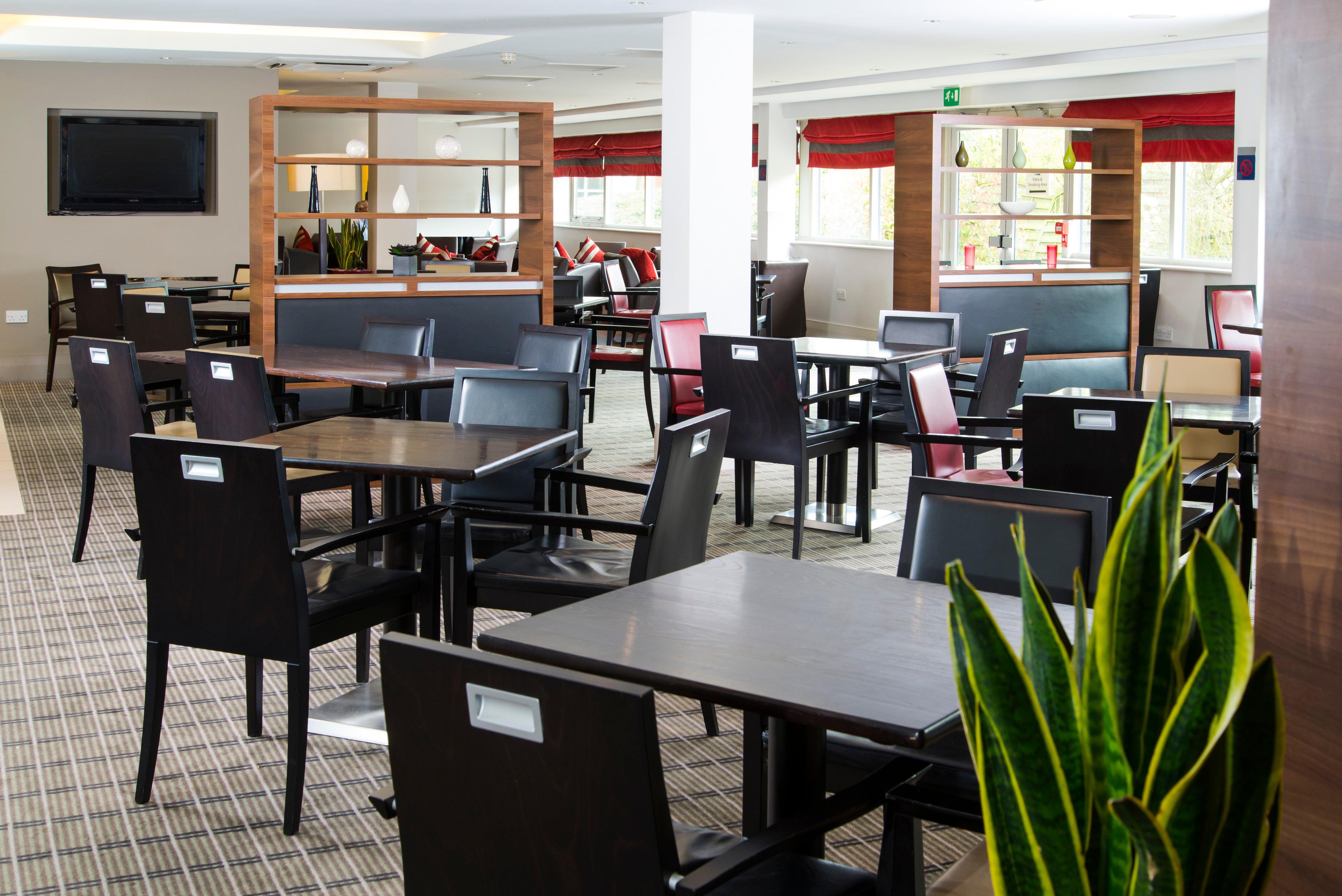 Holiday Inn Express Northampton - South By Ihg Exterior photo