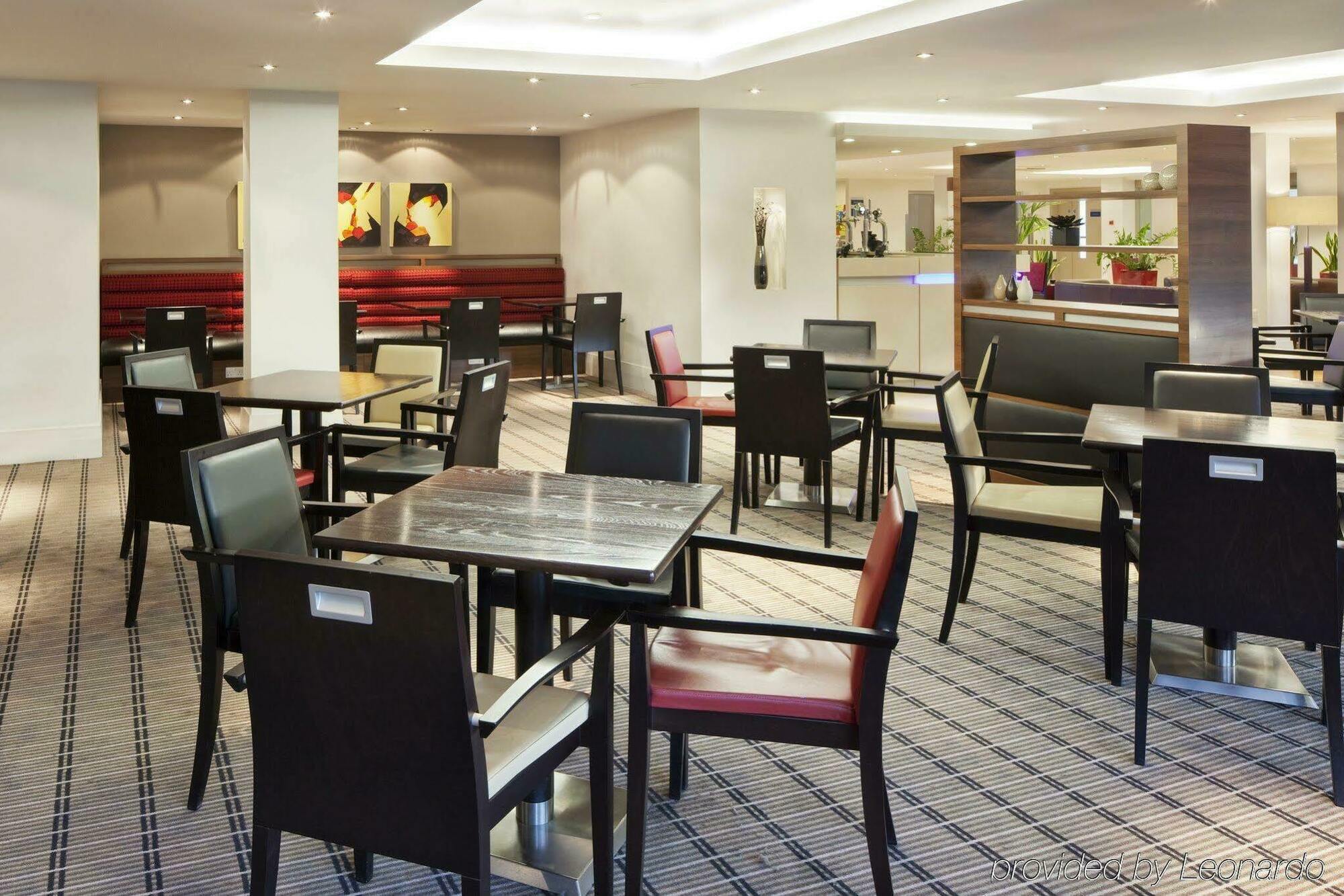 Holiday Inn Express Northampton - South By Ihg Exterior photo